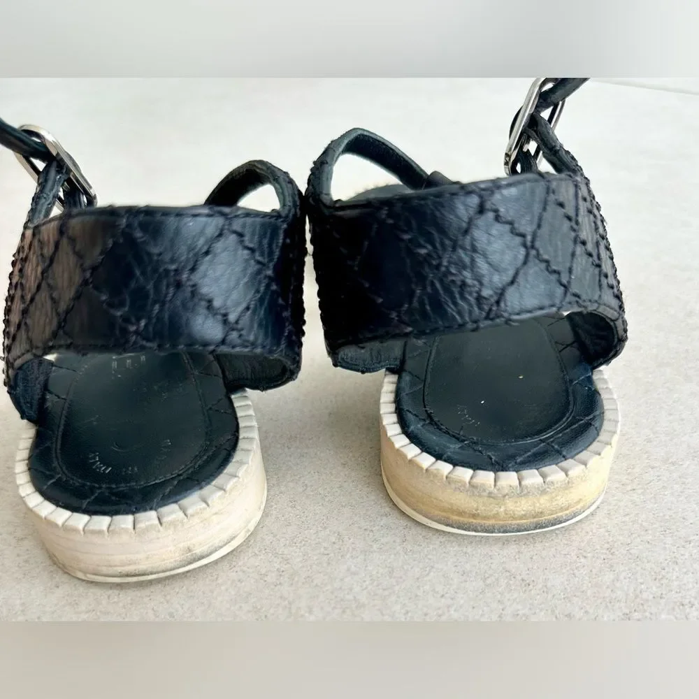 Chanel CC Logo Chainlink Quilted Black Leather Flat Ankle T- Strap Sandals Sz 37 - Picture 8 of 11